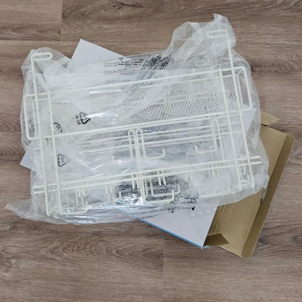 Over-the-Door Jewelry Organizer in White
